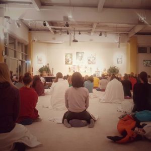 Meditation im Ashram - Yoga VIdya Zentrum Bad Meinberg