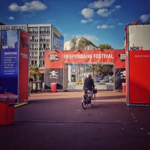 Clara unterwegs beim Reeperbahnfestival